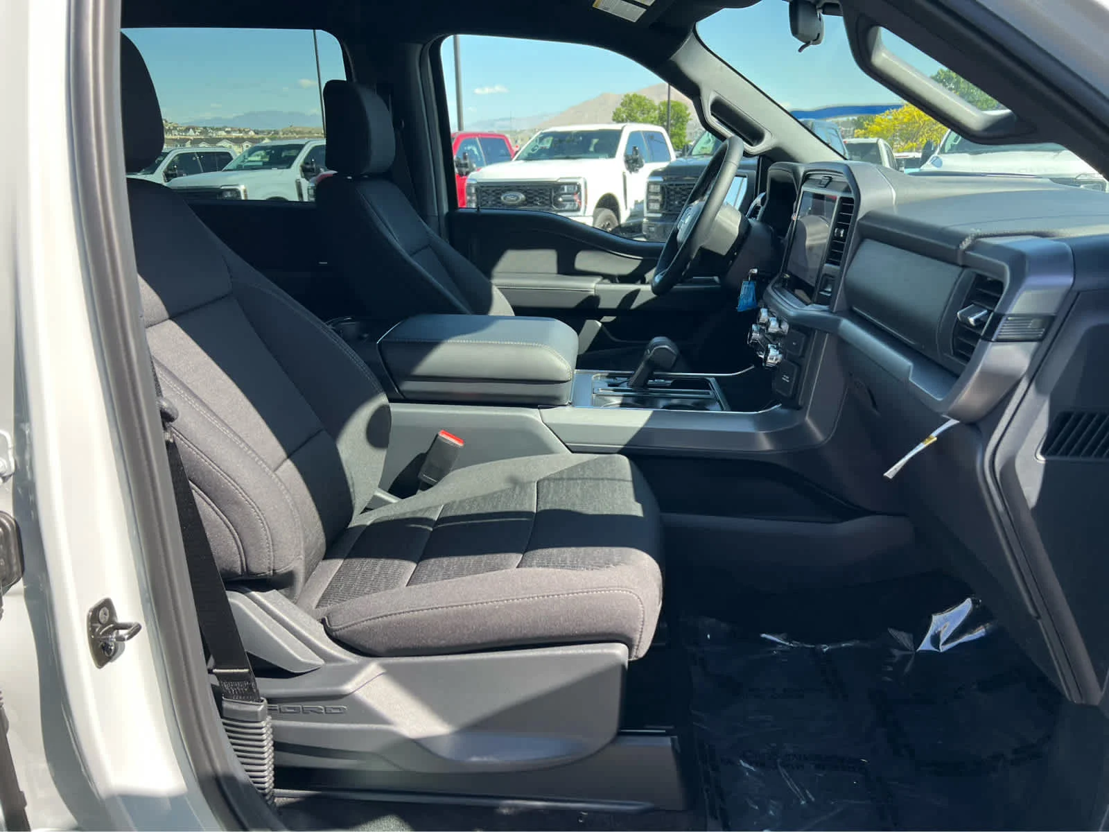 New 2026 Avalanche Ford XLT image 17
