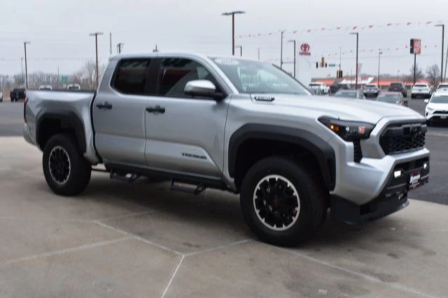 Used 2026  Toyota  image 4