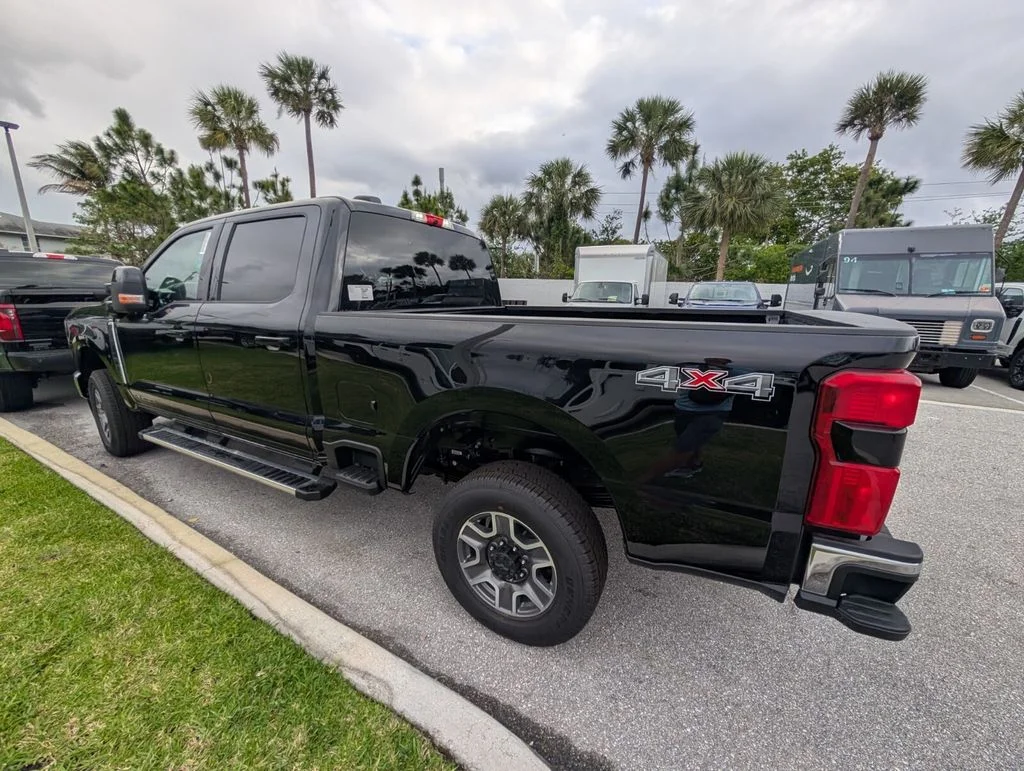 New 2026 Agate Black Metallic Ford F-350® Lariat® image 12