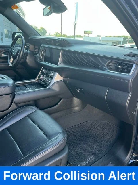 Used 2023 Black GMC Denali image 22
