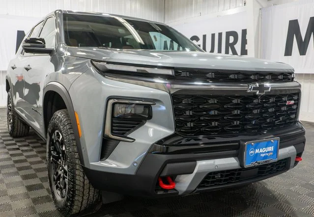 2027 Chevrolet Traverse Z71 - Photo 4
