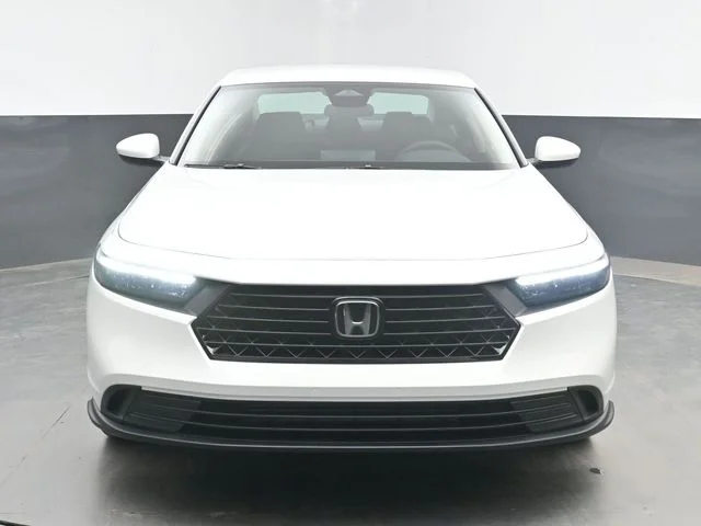 New 2026 Platinum White Pearl Honda LX image 6
