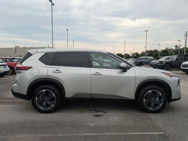 Used 2024 Silver Nissan SV image 6