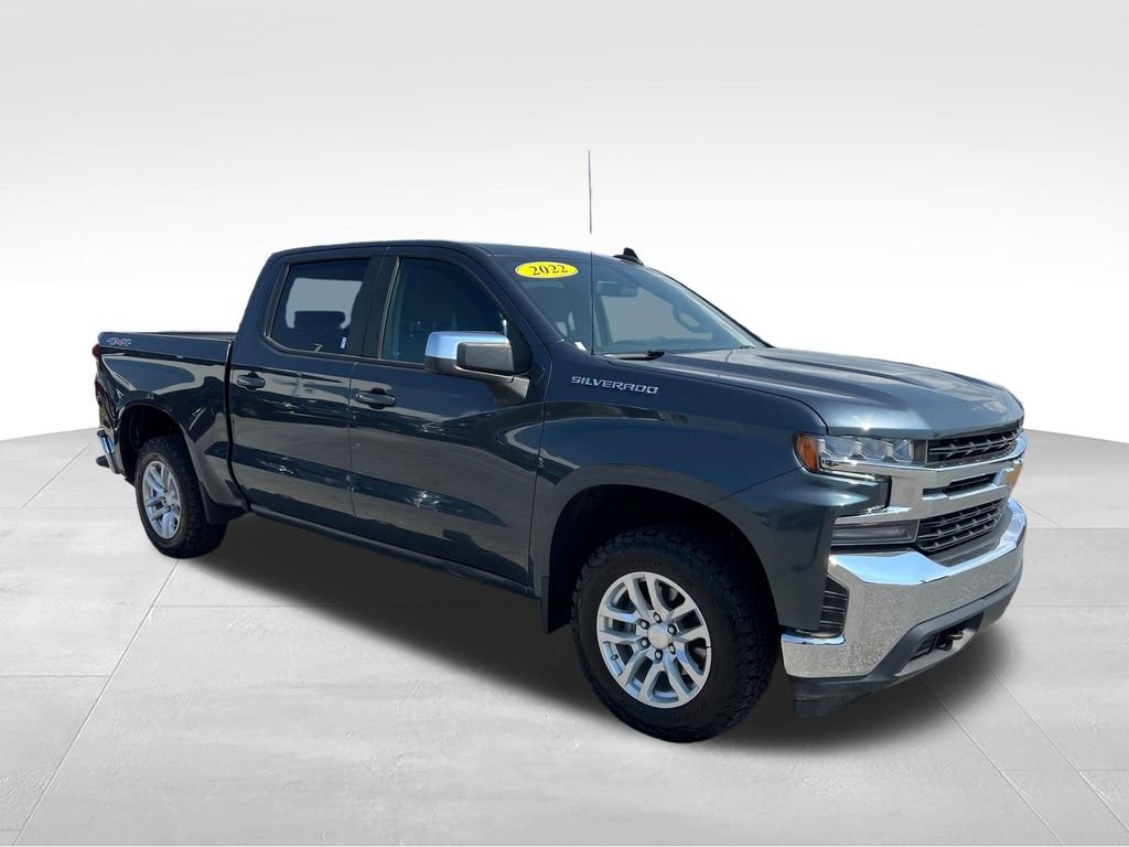 Used 2022 Gray Chevrolet LT image 7