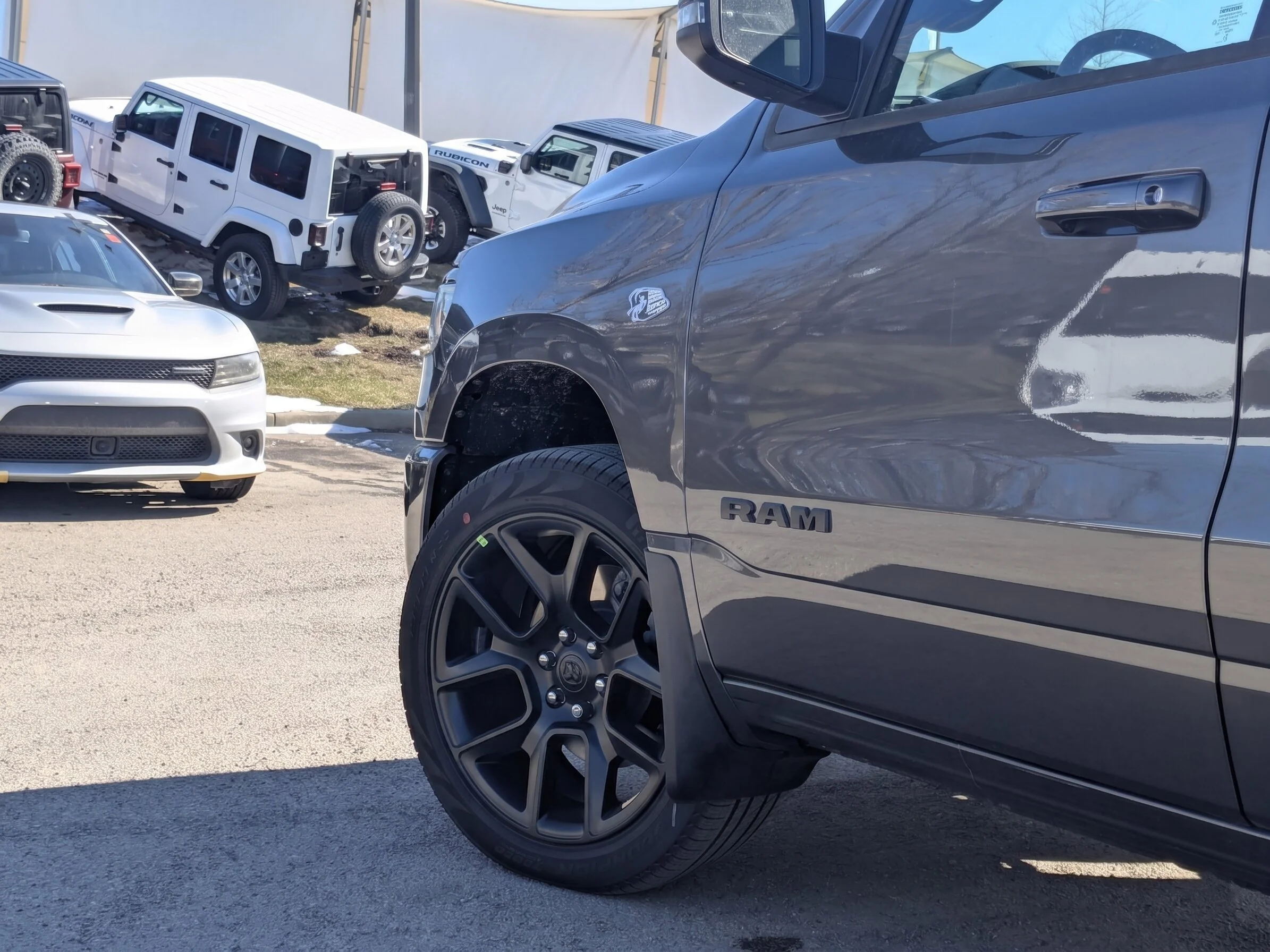 New 2026 Grey RAM Sport - - Night Edition - Sport Lvl 1 Grp - 5.7L HEMI V8 eTorque - Pano Sunroof & More image 8