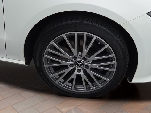 Used 2020  Mercedes-Benz CLA 250 image 24
