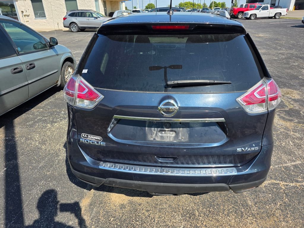 Used 2016 Arctic Blue Metallic Nissan SV image 3