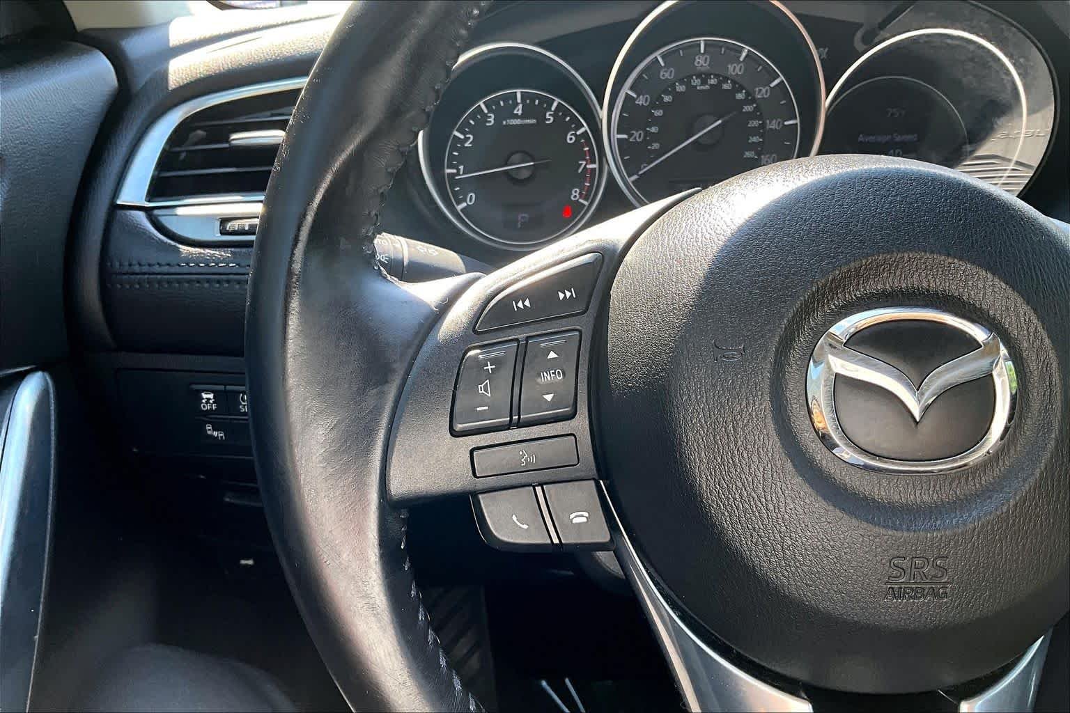 Used 2016 Soul Red Metallic Mazda i Touring image 23