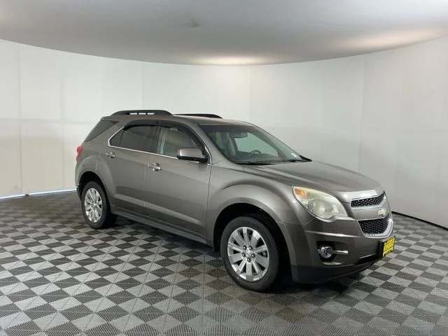 Used 2010 Gray Chevrolet LT image 3