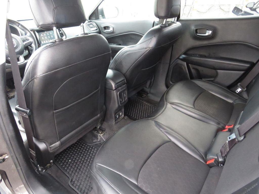 Used 2019 Granite Crystal Metallic Clear Jeep Altitude image 24