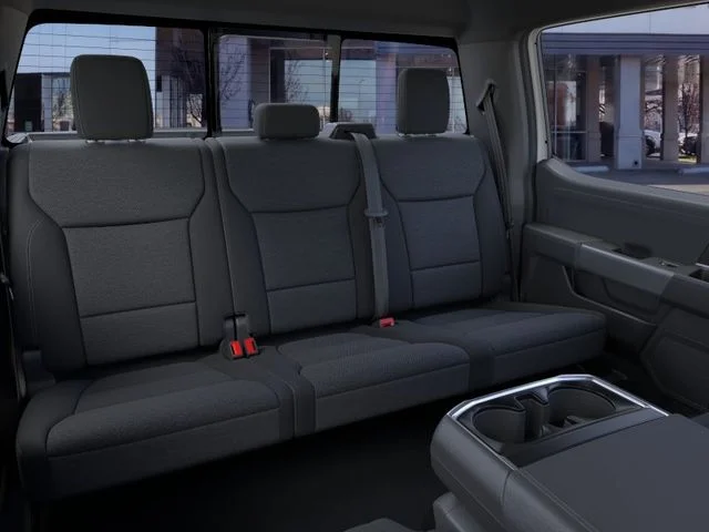 New 2026 Oxford White Ford XLT image 11