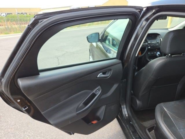 Used 2015 Black Ford SE image 13