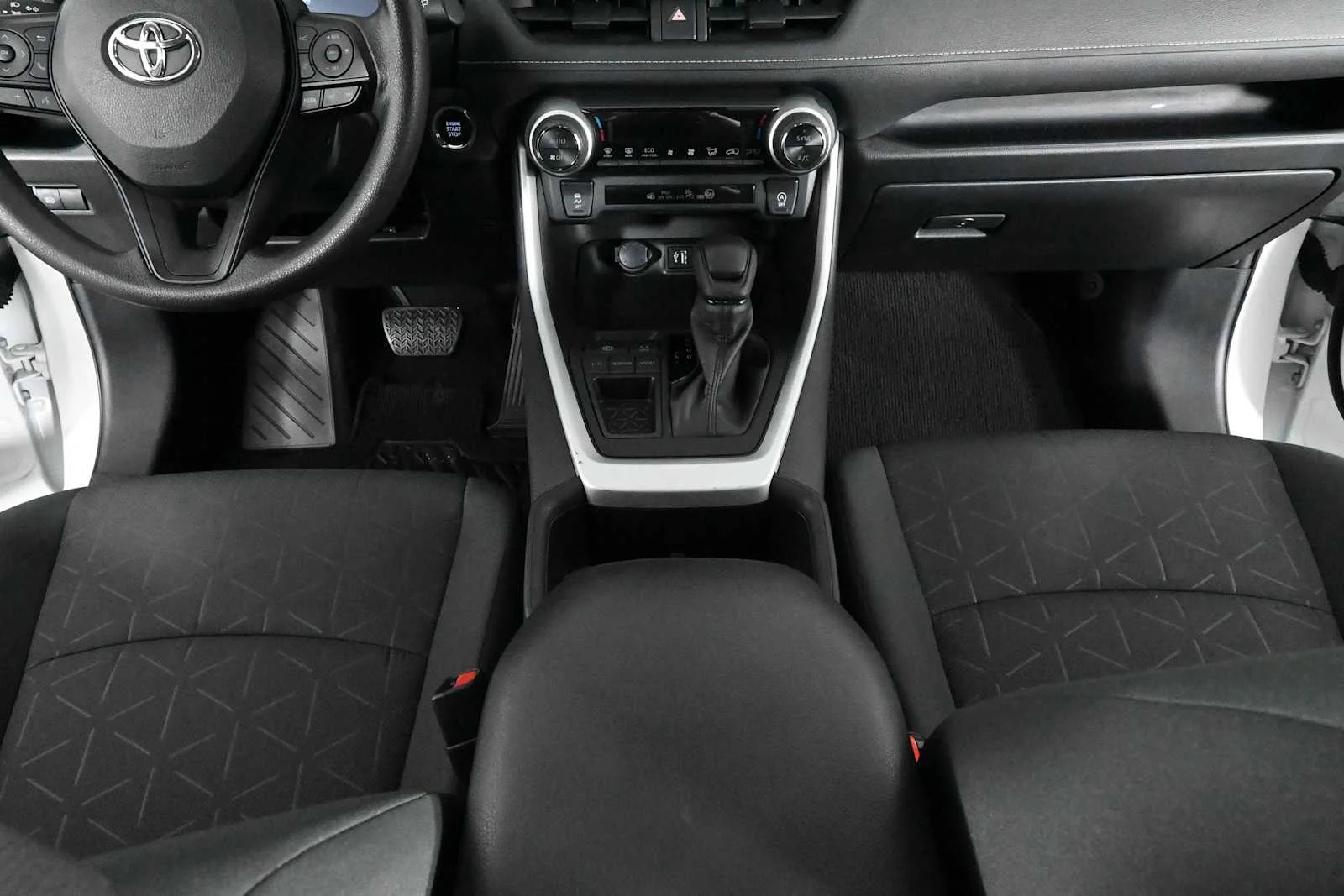 Used 2024 Ice Cap Toyota XLE image 14