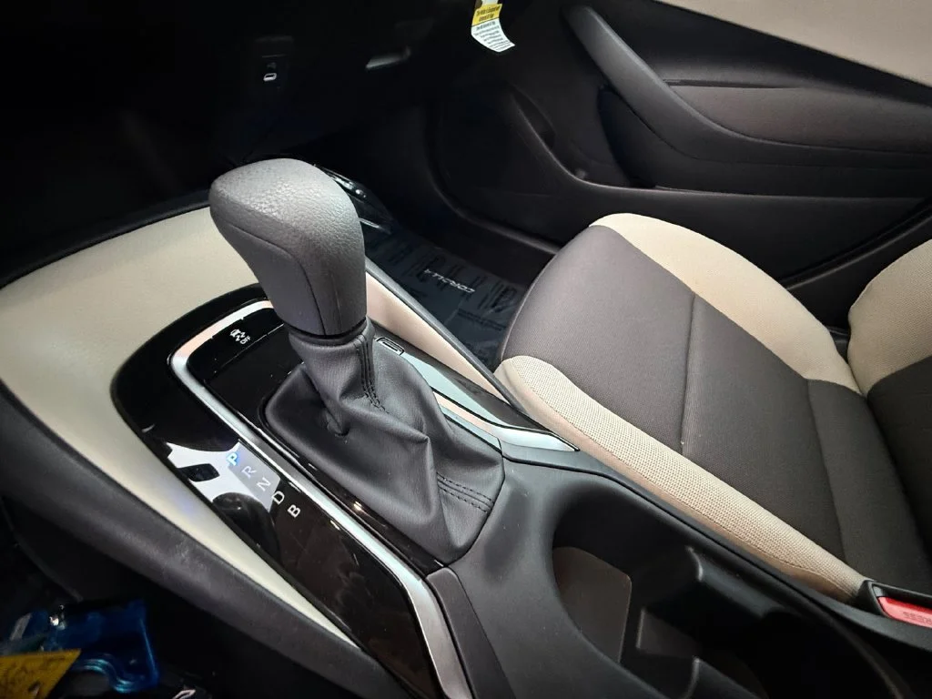 2026 Toyota Corolla LE - Photo 23
