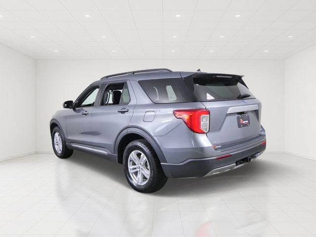 Certified Used 2023 Gray Ford XLT image 5