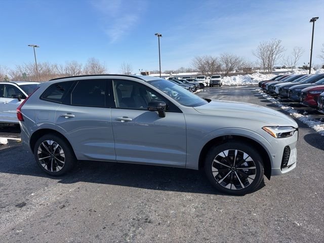 New 2026 Vapour Grey Volvo Plus image 2