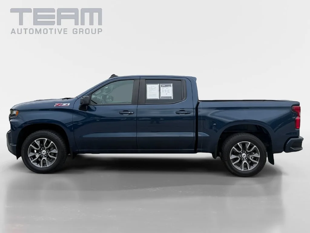 Used 2020 NORTHSKY BLUE METALLIC Chevrolet RST image 4