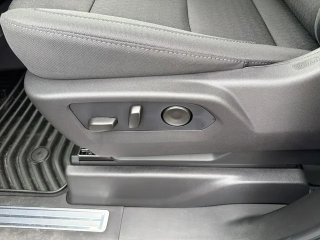 New 2026 Summit White GMC SLE image 20