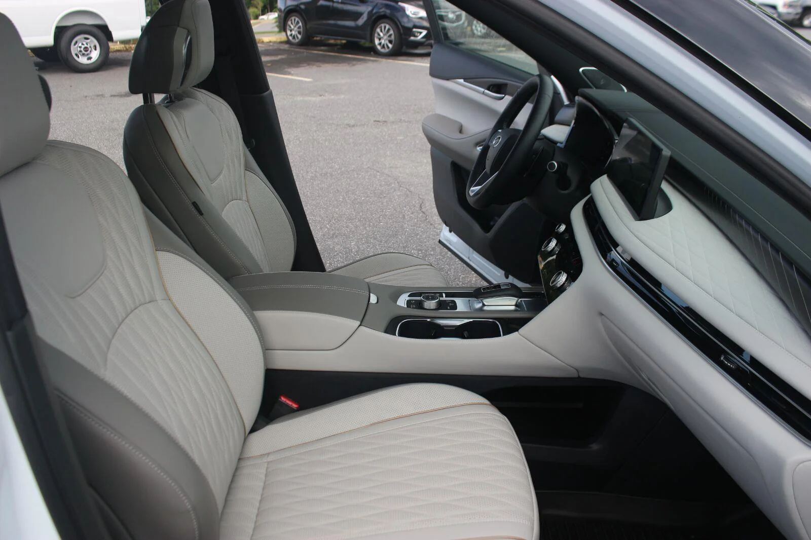 Used 2026  INFINITI AUTOGRAPH image 41