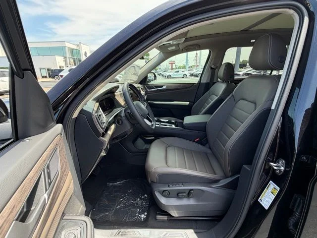New 2026 Black Volkswagen 2.0T SEL image 8