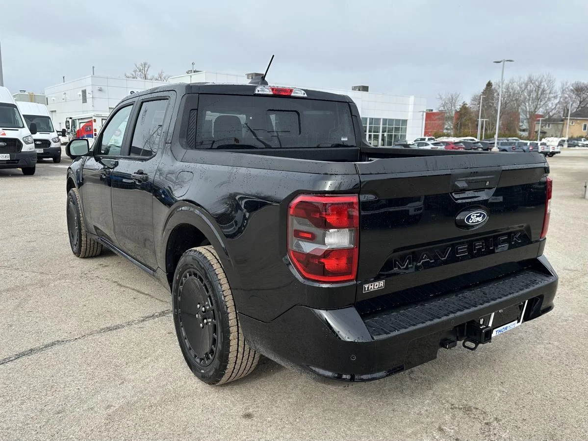 Used 2026 Black Ford Lobo High image 9