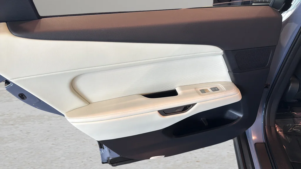 2026 Lexus ES BEV 500e Premium AWD - Photo 15