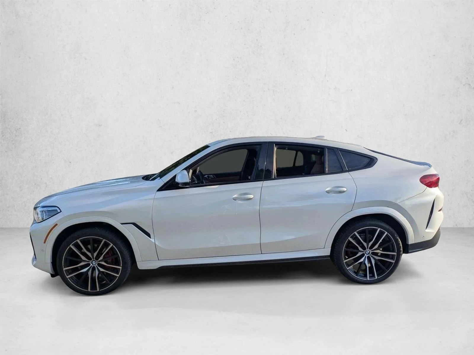 Used 2022 Mineral White Metallic BMW xDrive40i image 6