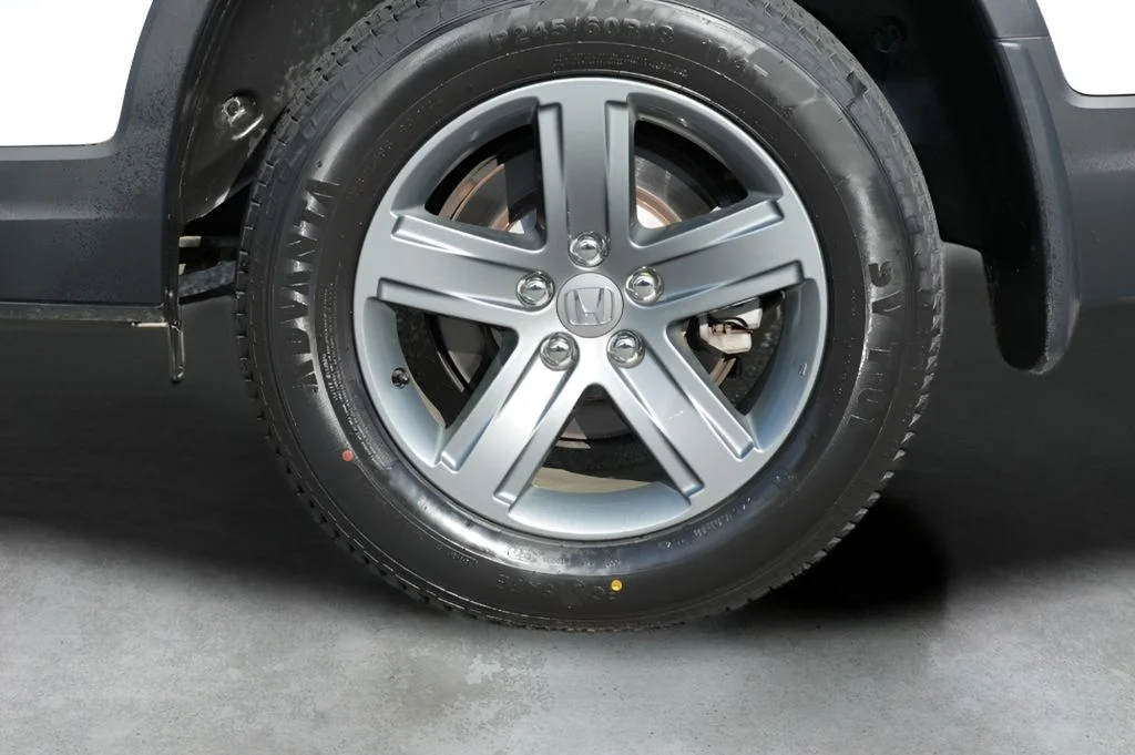 Used 2023 White Honda RTL-E image 11