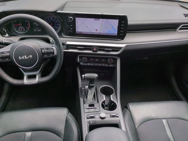 Used 2023 Wolf Gray Kia GT-Line image 14