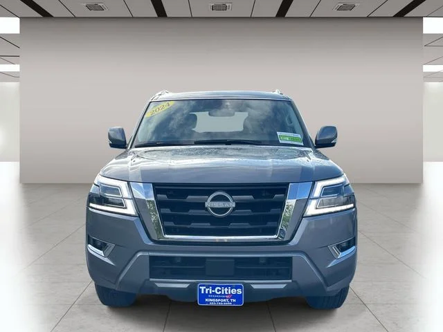 Used 2024 Gray Nissan SV image 8