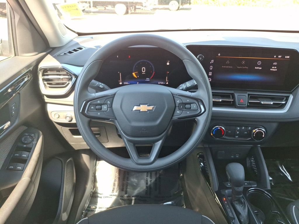 2024 Chevrolet TrailBlazer LS - Photo 11