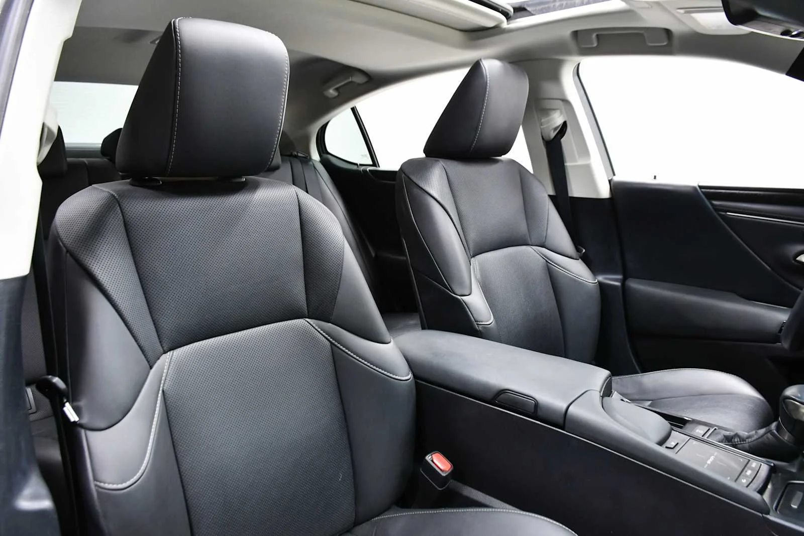 Certified Used 2022 CLOUDBURST GRAY Lexus  image 24