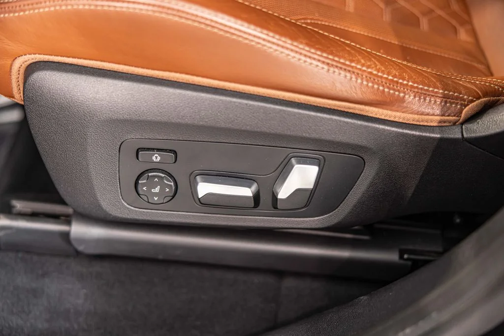 Used 2021 Gray BMW Base image 23