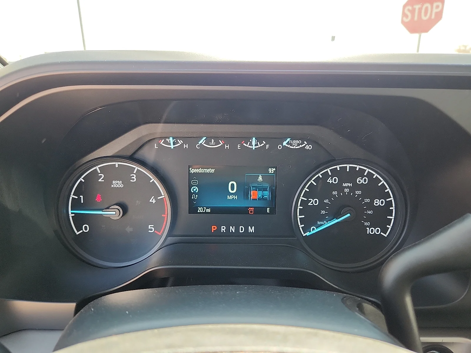 New 2027 Oxford White Ford XLT image 22
