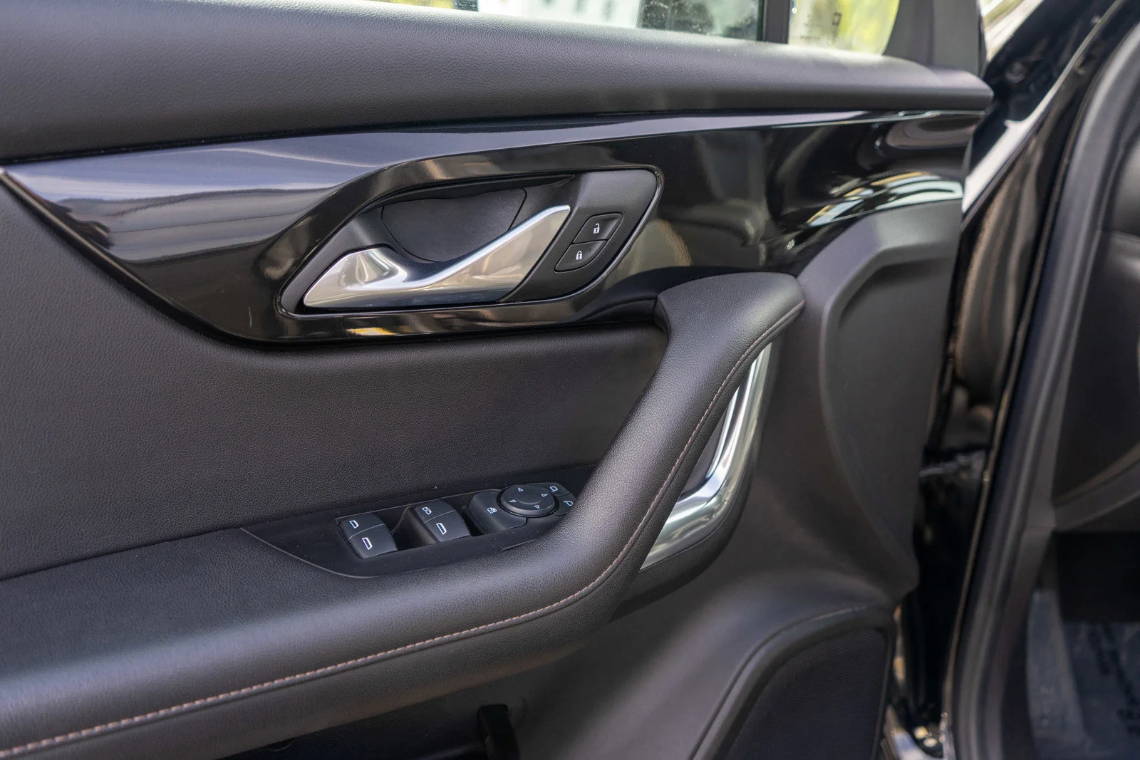 Used 2024 Black Chevrolet Premier image 15