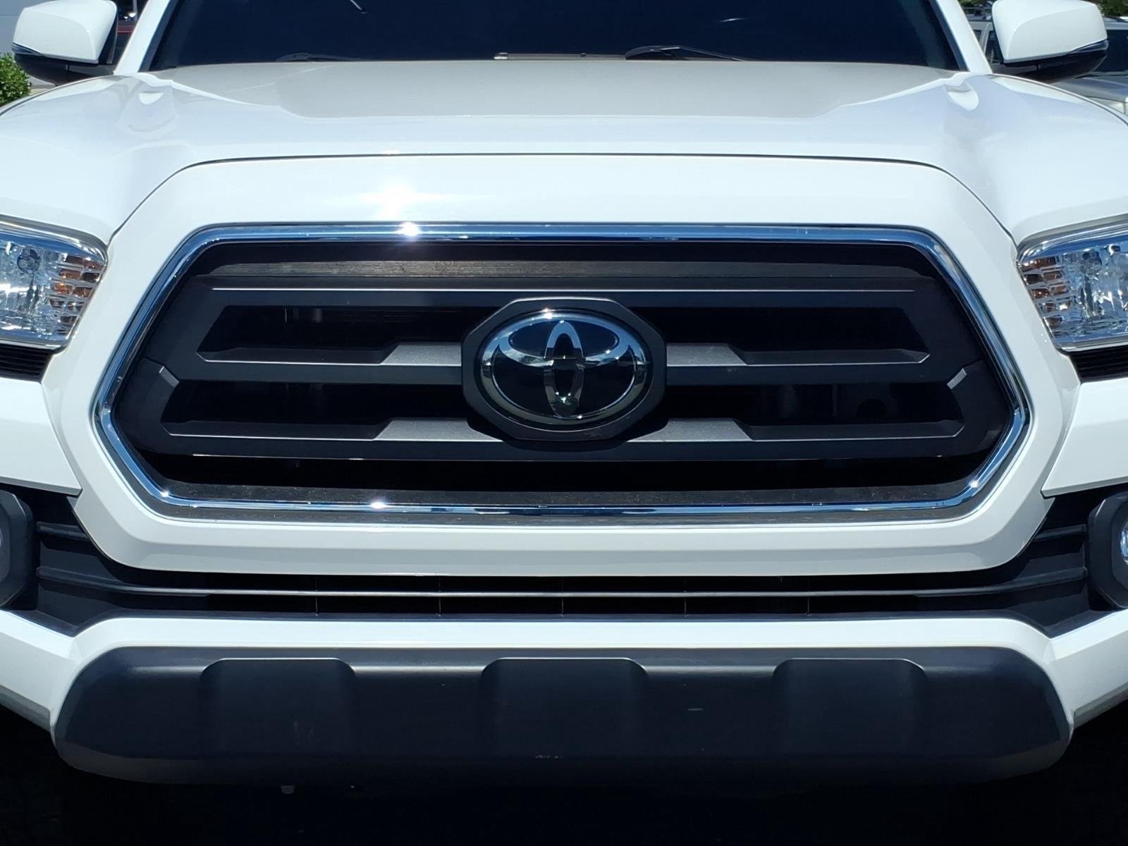 Used 2023 Ice Cap Toyota SR5 image 15