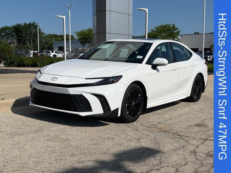 Used 2025 Ice Toyota SE image 7