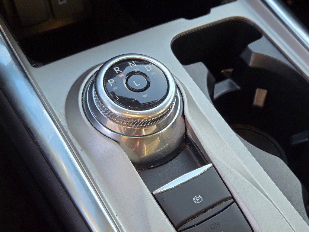 2024 Ford Explorer XLT - Photo 31