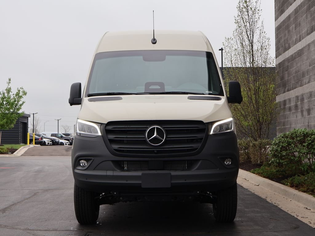 New 2026 Pebble Gray Mercedes-Benz Cargo 144 WB image 2