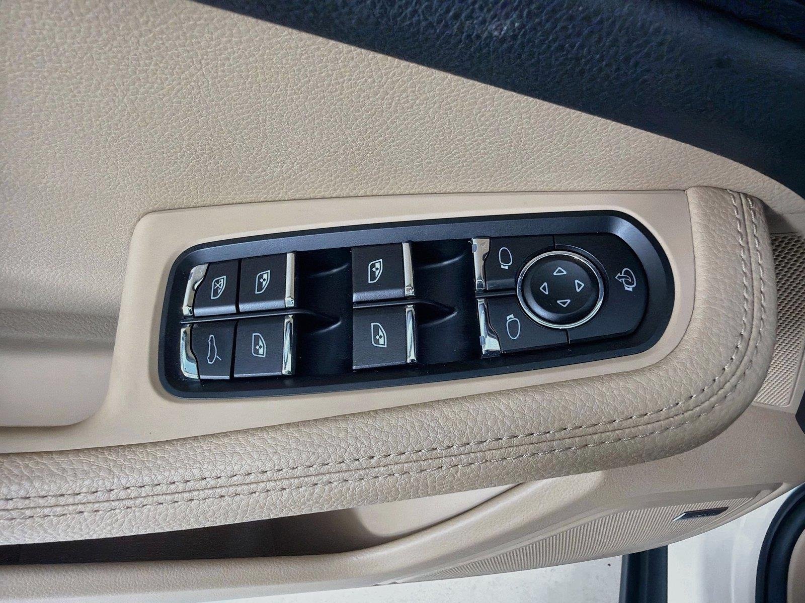 Used 2026 White Porsche T image 9