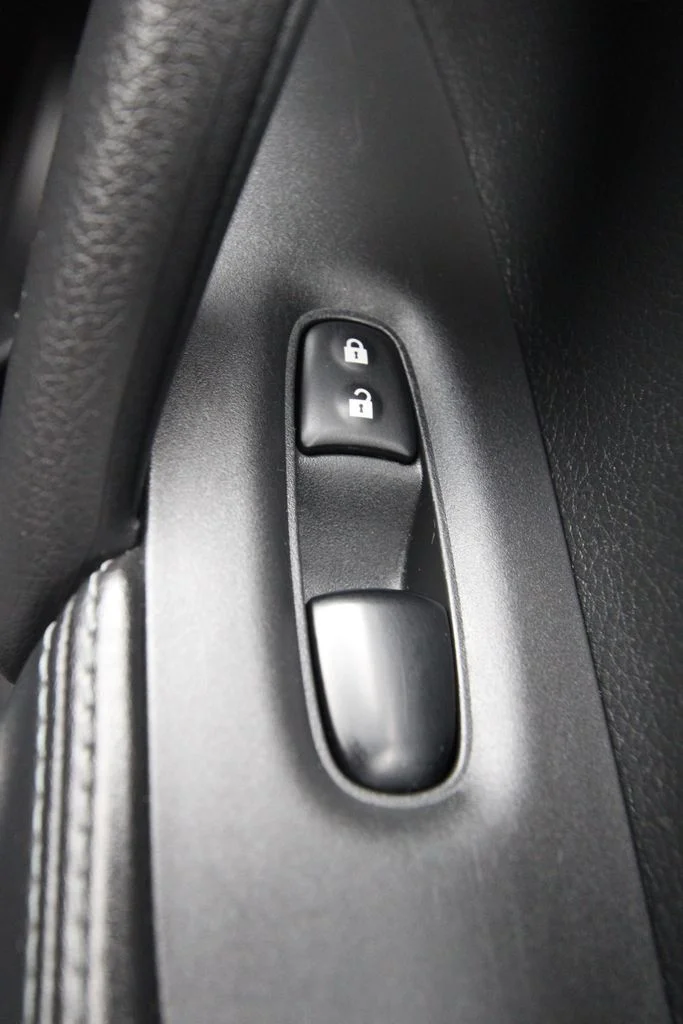 Used 2022 Gun Metallic Nissan SV image 24