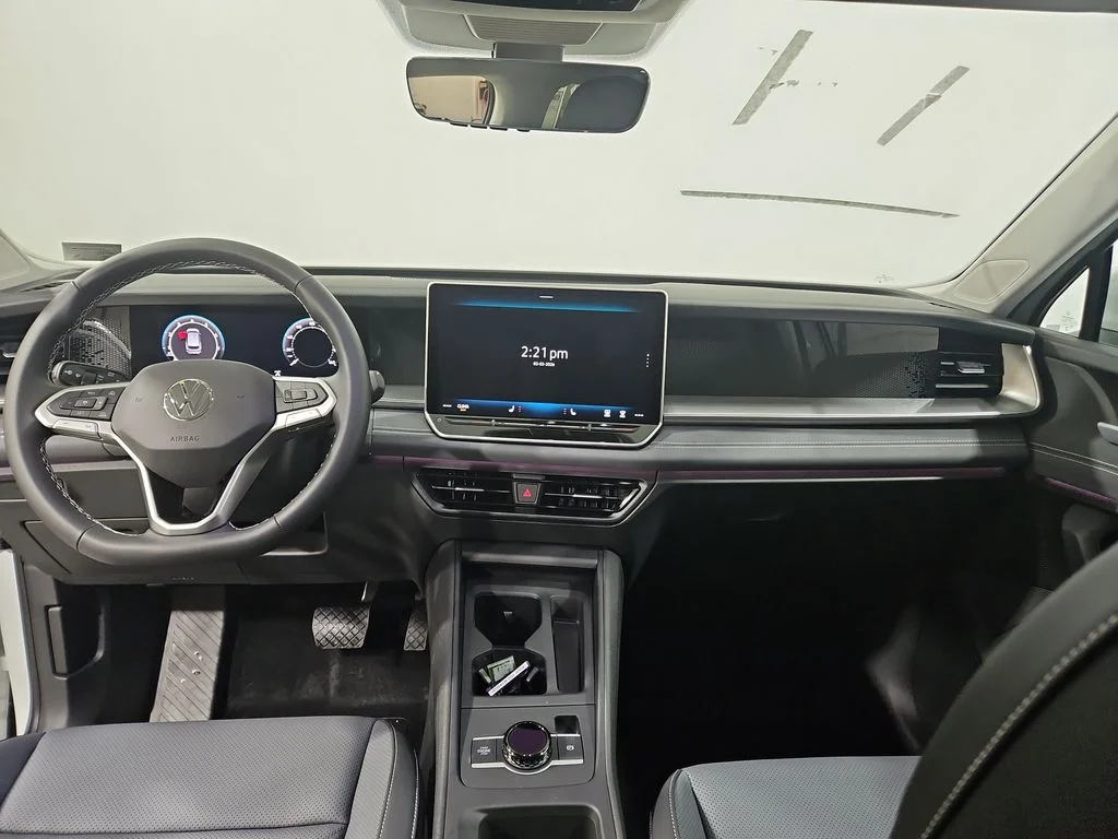 New 2026 White Volkswagen 2.0T SE image 12
