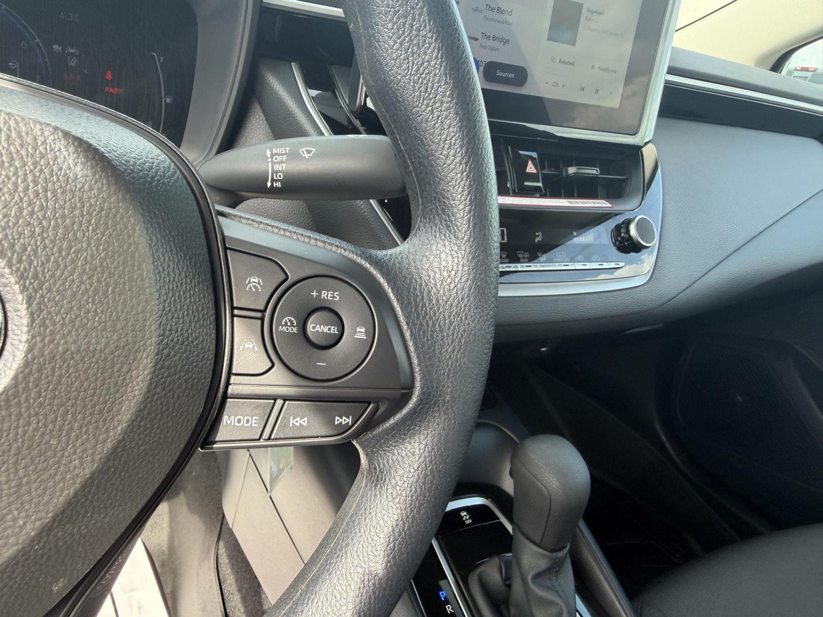 Used 2026 Wind Chill Pearl Toyota LE image 22