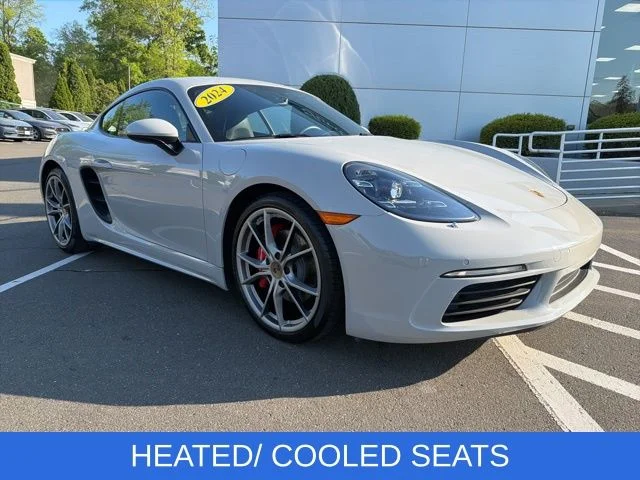2024 Porsche 718 Cayman S's photo