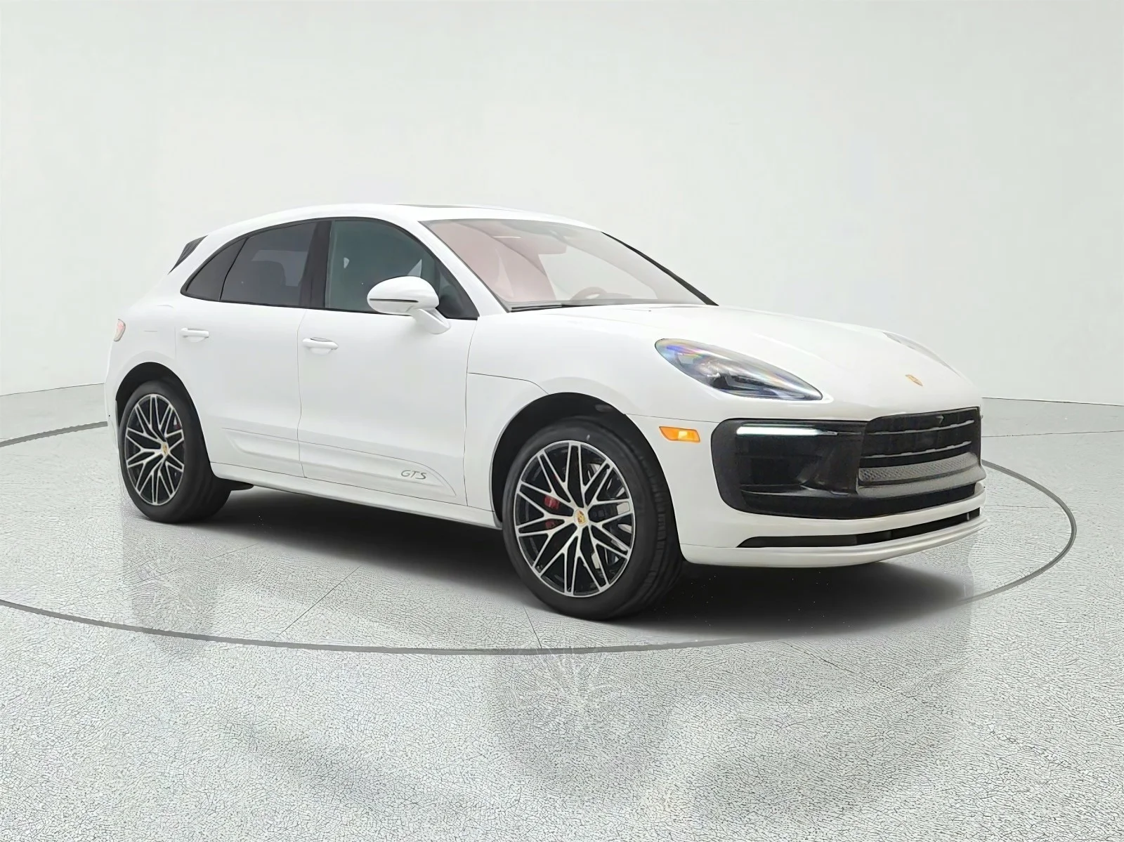 Used 2022 White Porsche GTS AWD image 3
