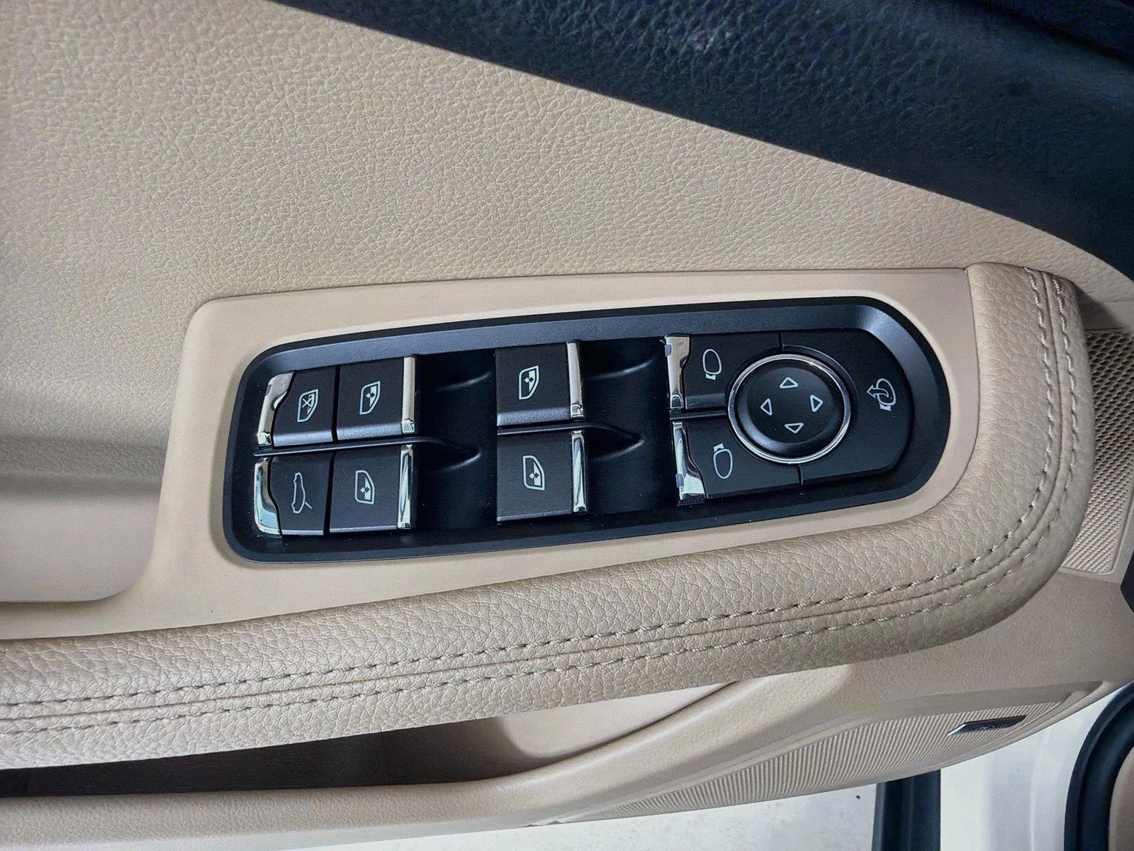 Certified Used 2026 White Porsche T image 9
