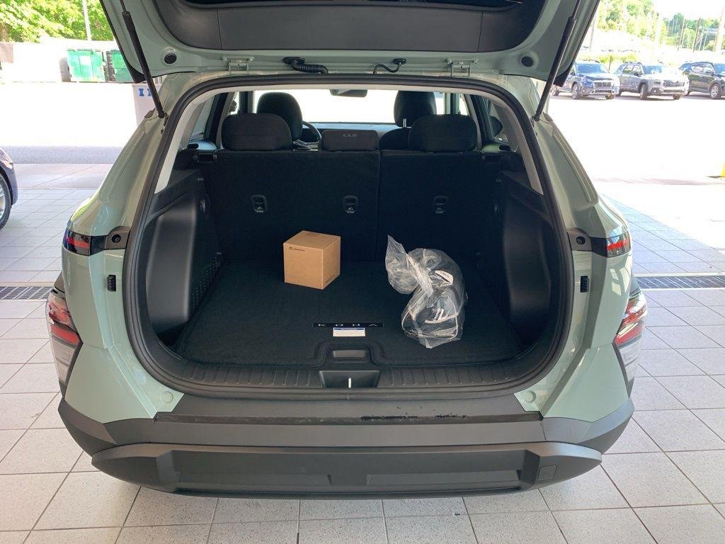 New 2026 Green Hyundai SEL Sport AWD image 17