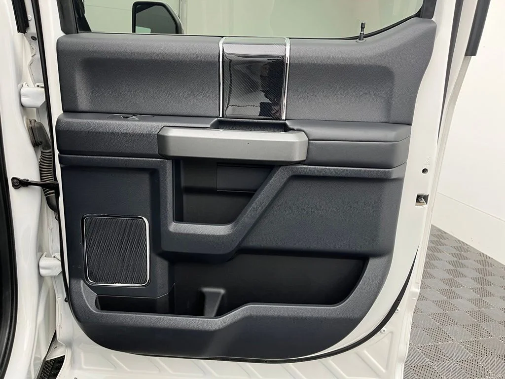 Used 2022 White Ford Platinum Lifted Truck image 37