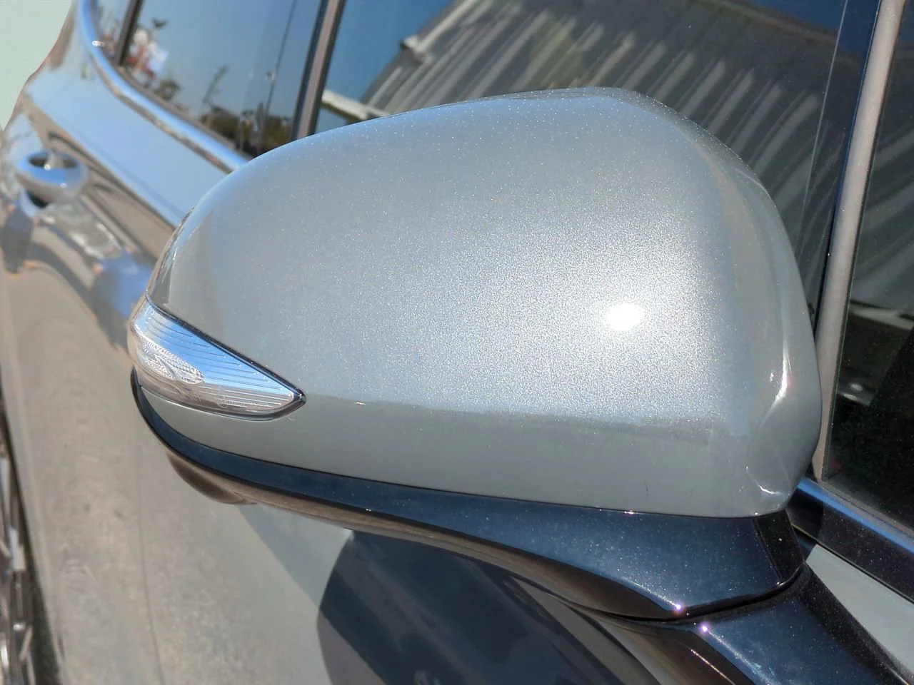 Used 2022 Hampton Gray Hyundai Calligraphy image 29