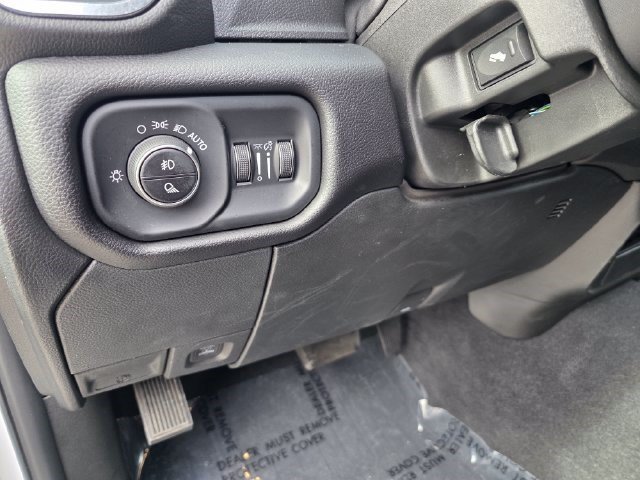 Used 2025 Bright White Clearcoat Ram Laramie image 21
